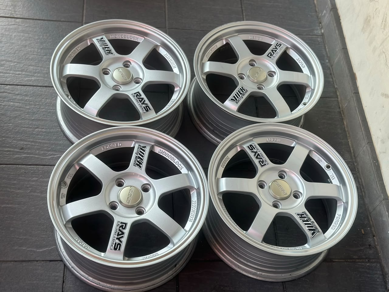 RS AUTO WHEELS 4